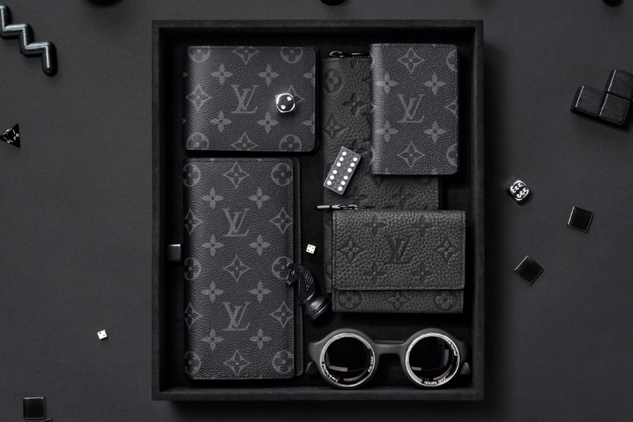 Shop ví da nam hàng hiệu tại hà nội Louis Vuitton nổi tiếng với chất liệu da thật cao cấp