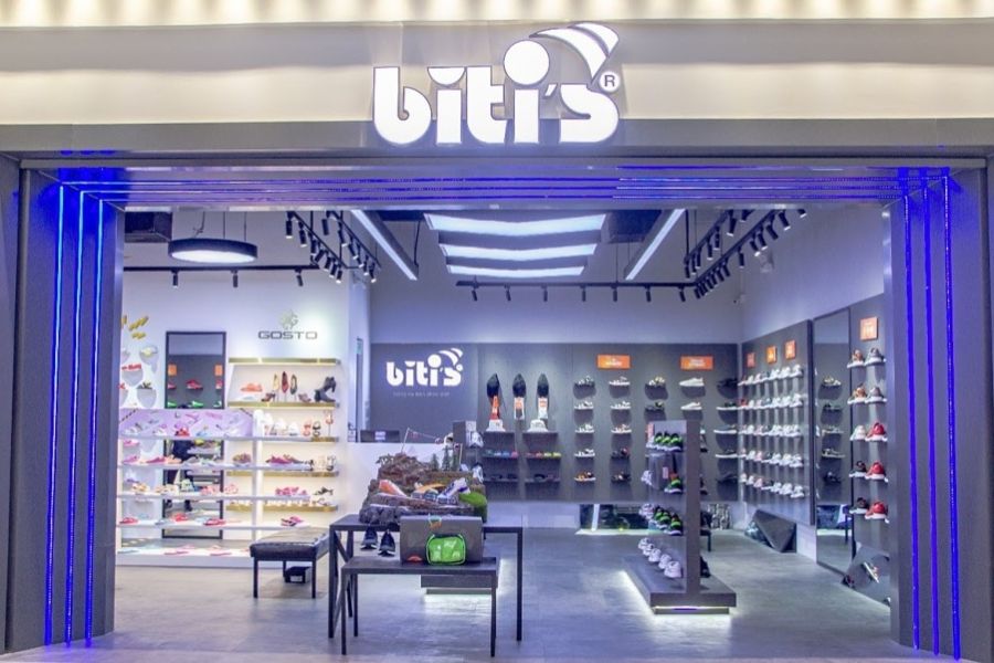 Shop bán dép da nam cao cấp TPHCM - Bitis 