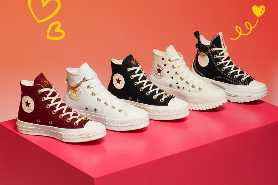 Mẫu giày Converse "Elevated Love"