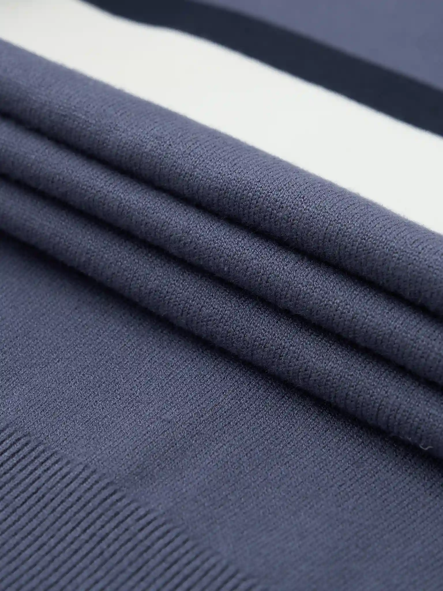 Áo Len Nam 5S Fashion Kẻ Ngang Phom Slimfit M0ALE25001