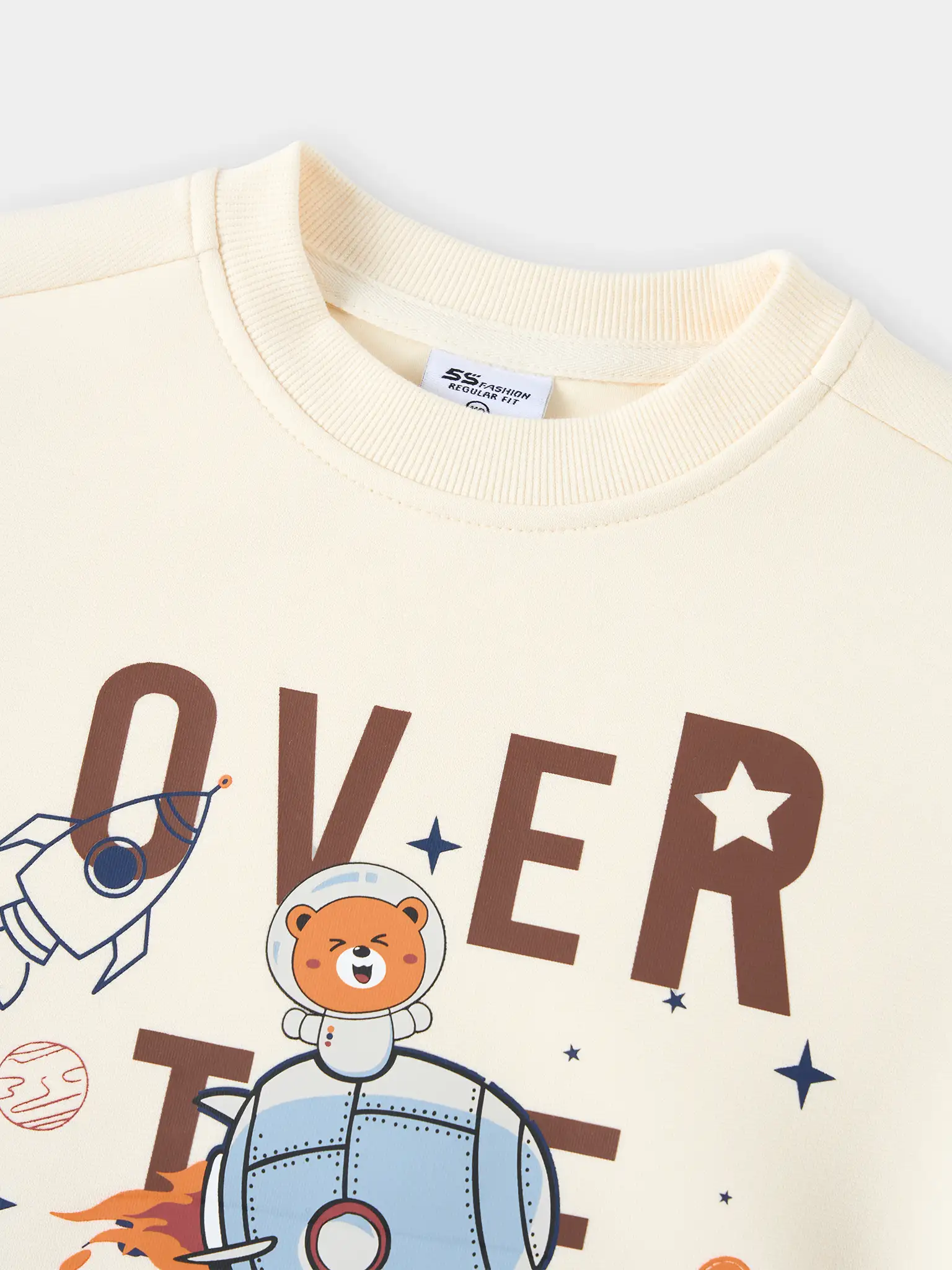 Áo Nỉ Bé Trai 5S Fashion In Nổi Bật Tay Layer Phom Regular BBANI25006