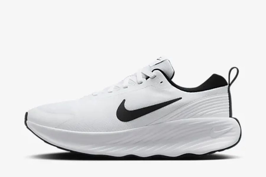 Giày đi bộ Nike nam nữ ái sử dụng lớp đệm mềm mại