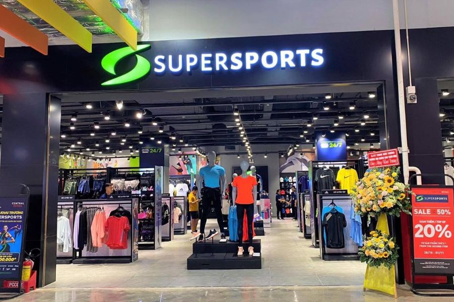 Super Sports mang đến những mẫu giày đến từ các thương hiệu đình đám trên thế giới 