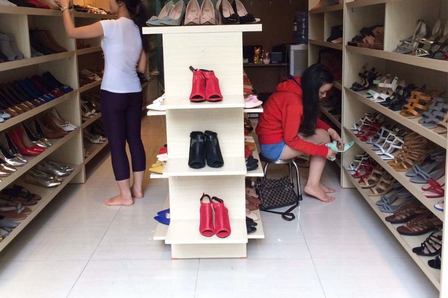 Điểm đến không thể bỏ lỡ cho giày VNXK Factory Outlet