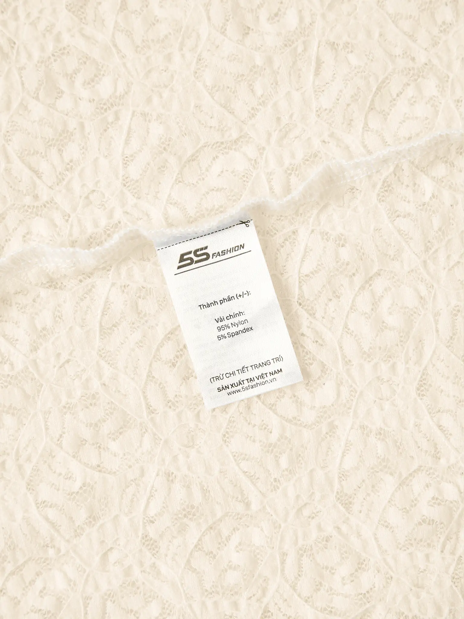 Áo Thun Ren Bé Gái Dài Tay 5S Fashion Cổ Bèo G0ATH25005