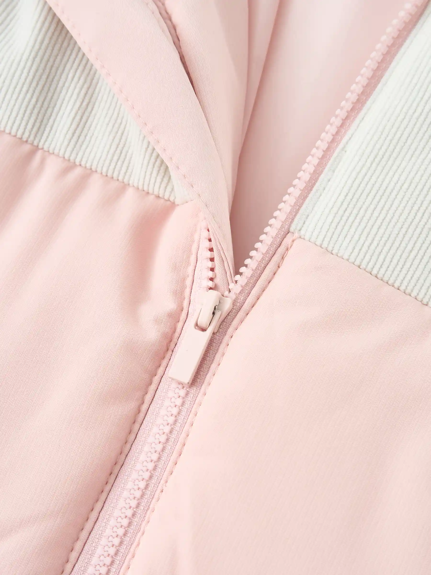 Áo Phao Nữ Can Phối Nhung Cổ Trụ 5S Fashion Phom Slimfit W0PHF25001