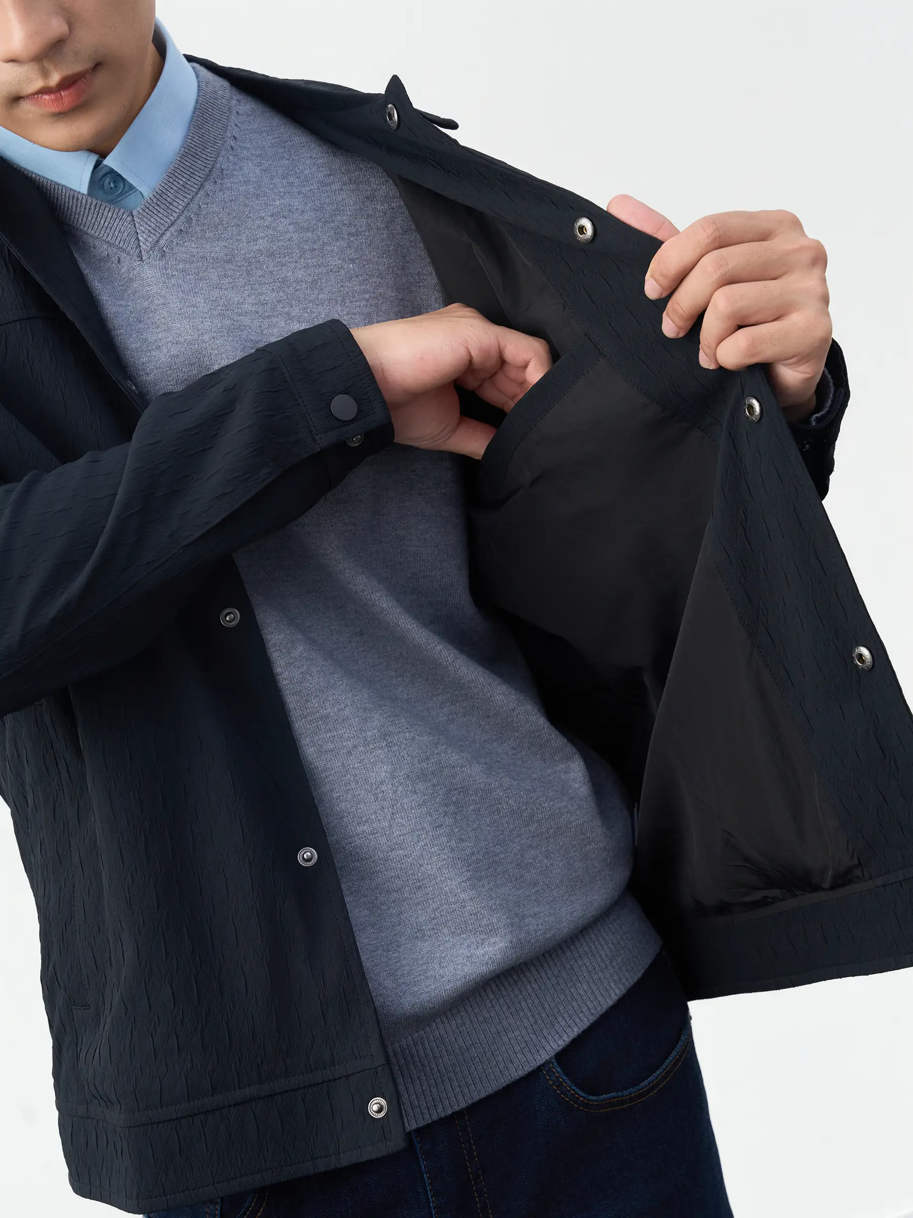 Áo Khoác Thời Trang Nam 5S Fashion Cổ Đức Dệt Hiệu Ứng M0AKH25018