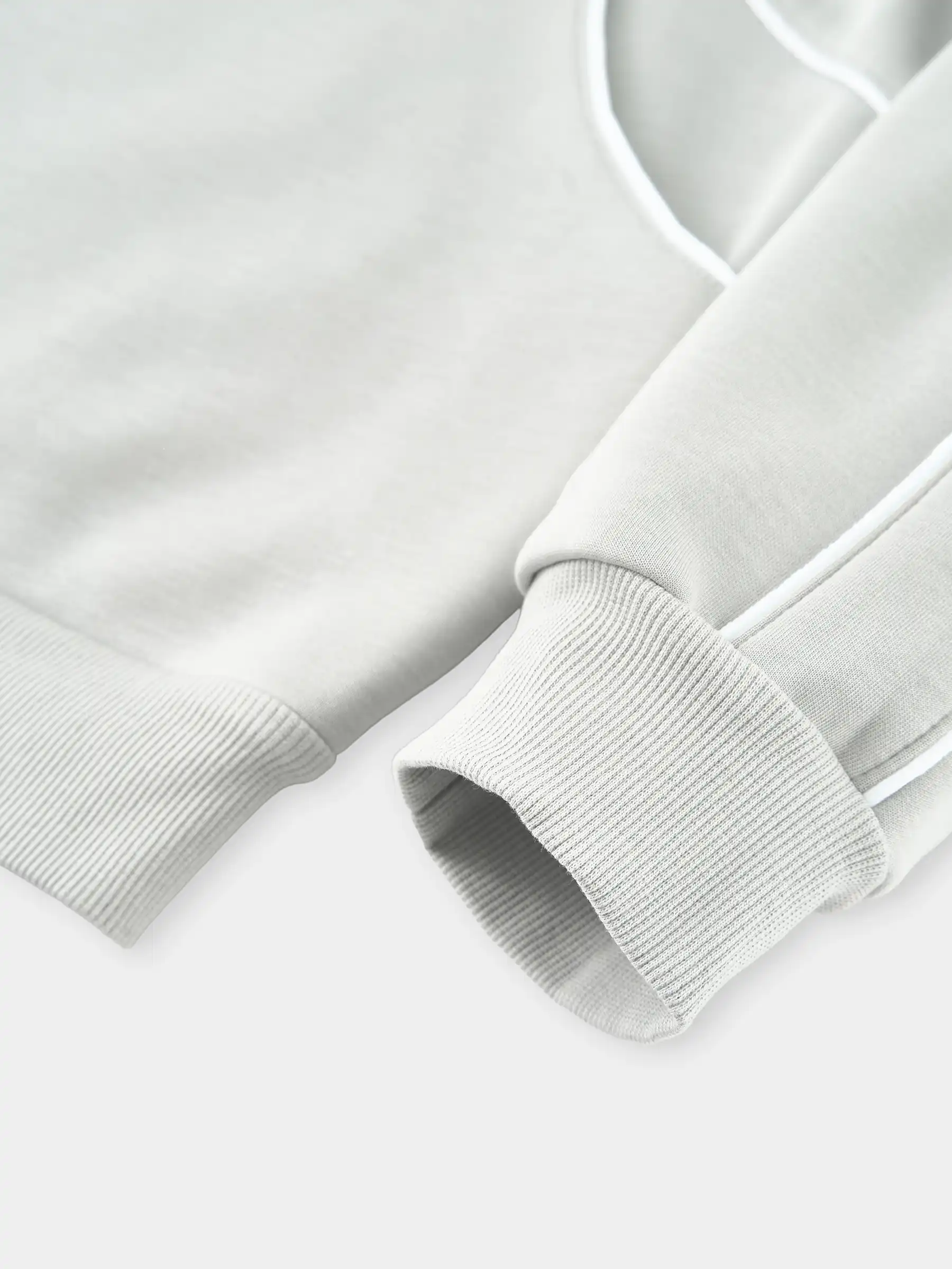 Bộ Nỉ Khóa Nữ 5S Fashion Phối Line Thể Thao Phom Regular WBNK25008