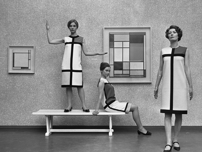 Yves Saint Laurent và phong cách thời trang Minimalism những năm 60