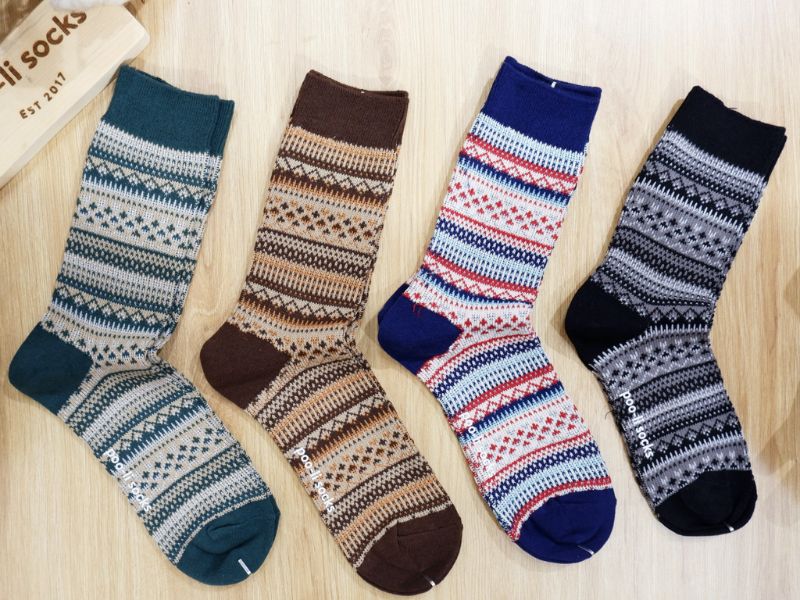 Poo-li socks tự hào là thương hiệu vớ thời trang dẫn đầu xu hướng