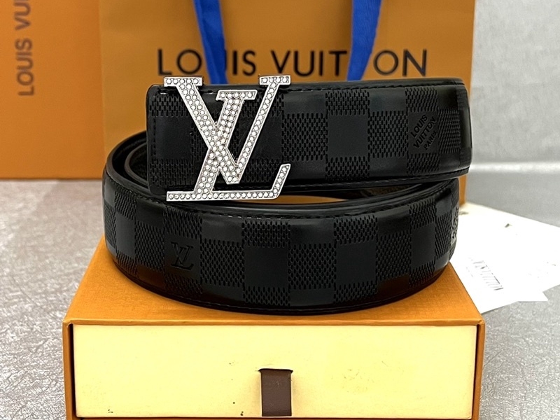 Thắt lưng da nam nhà Louis Vuitton