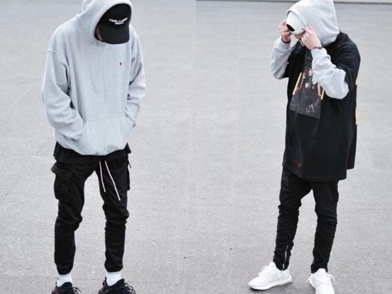 Áo hoodie mix cùng quần jogger mang lại phong cách năng động và trẻ trung nhưng vẫn vô cùng thoải mái trong thời tiết giá lạnh.