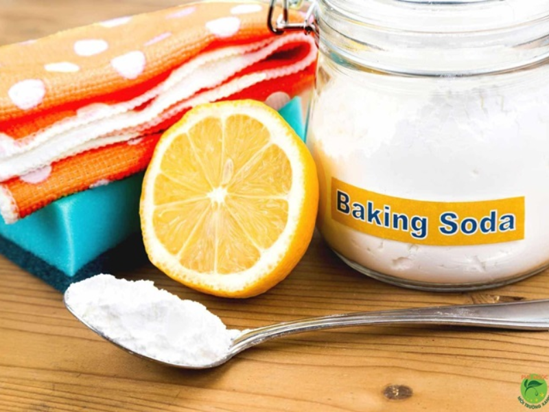  Giặt vết son trên áo chỉ với vài thìa baking soda vô cùng dễ dàng