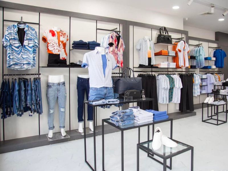 Shop thời trang nam Pleiku Aristino mang đến những giải pháp thời trang tối ưu dành cho những chàng trai công sở tại Gia Lai 