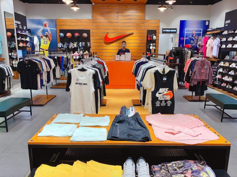 Nike - Thương hiệu quần áo đánh golf nam cao cấp