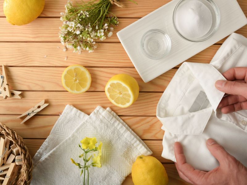 Wash Clothes With Salt And Lemon