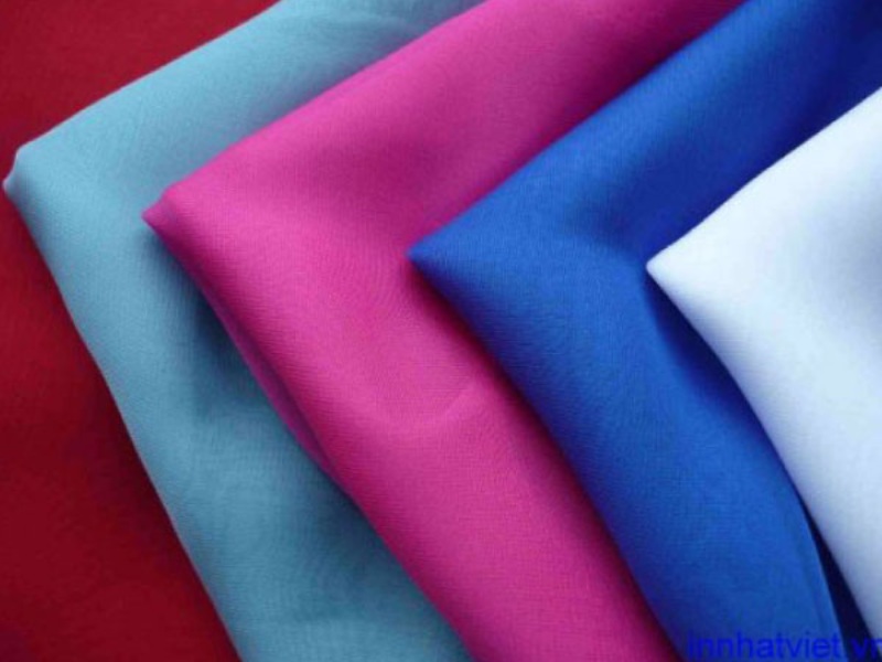 Vải twill silk có kết cấu dệt theo dạng sợi chéo nên độ bền và chắc chắn tốt