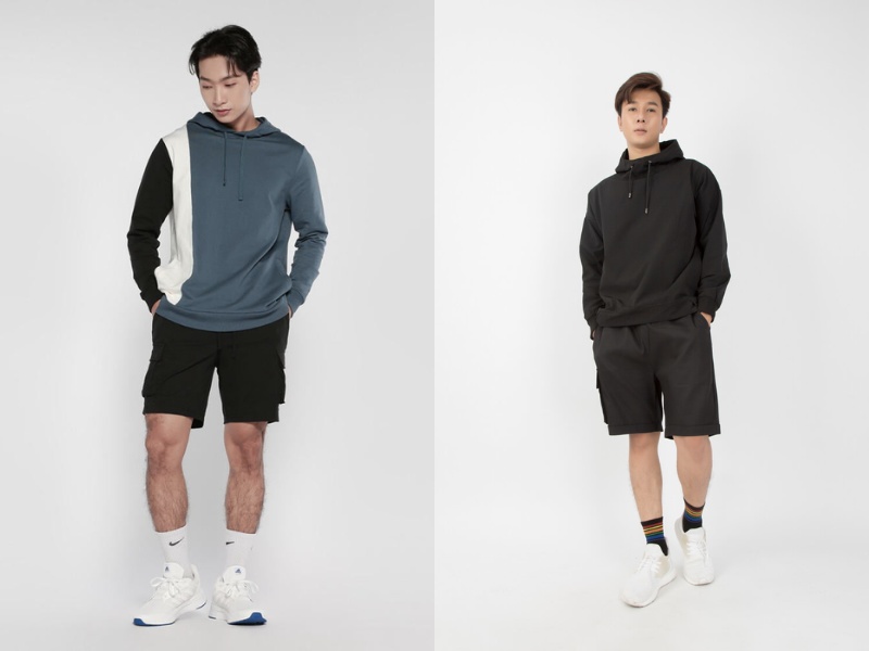 Quần short kaki phối đồ với áo hoodie dài tay