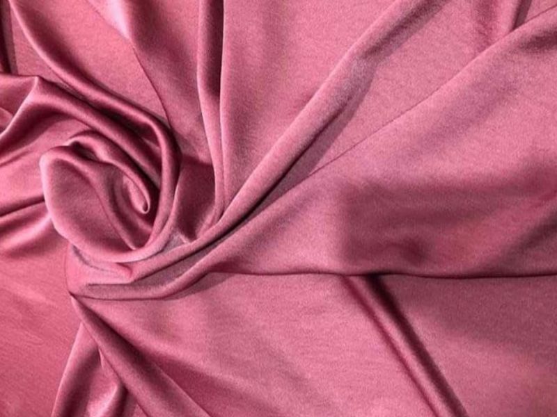 What Is Wet Silk Fabric?