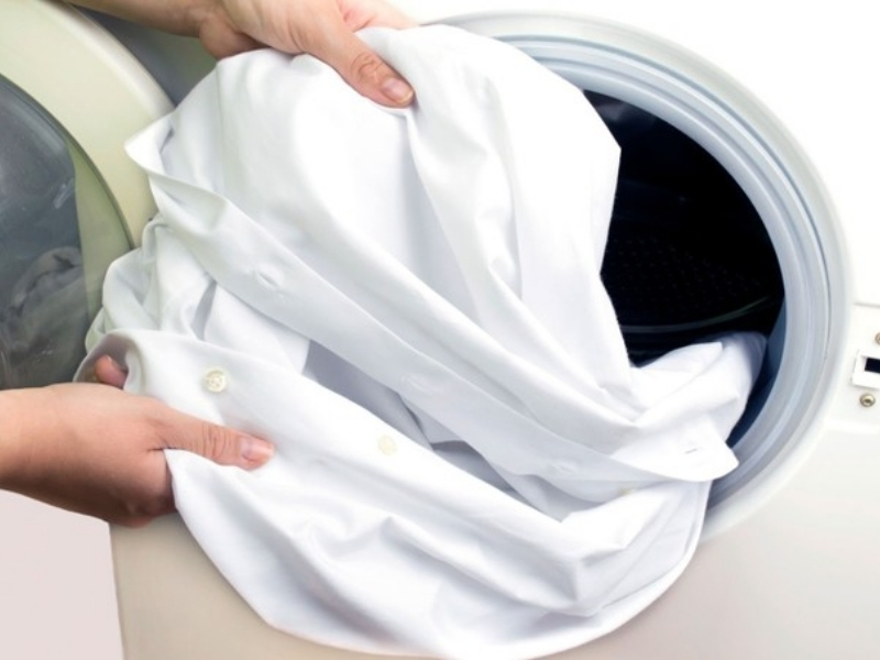 Một vài lưu ý khi sử dụng giấm để giặt quần áo
