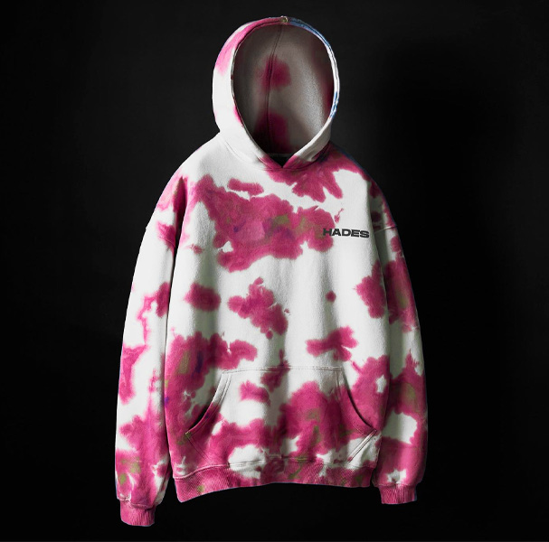 Hoodie hồng nha Hades được thiết kế với màu hồng loang phong cách tie dye tinh tế và cá tính