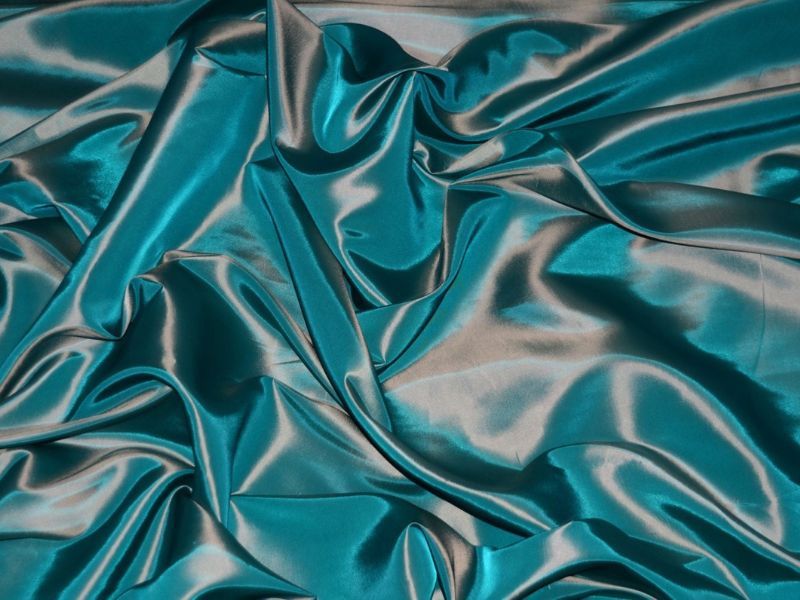 What Is Taffeta Fabric?