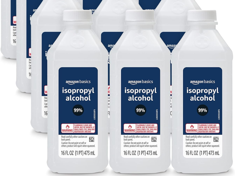 Rượu Isopropyl là cách tẩy màu tô tượng trên quần áo hiệu quả nhất