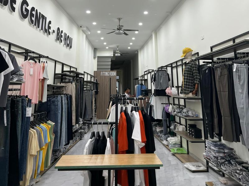 King's Store là shop thời trang nam Pleiku nổi tiếng cung cấp đa dạng mặt hàng thời trang, phụ kiện giúp chàng tiết kiệm được thời gian khi mua sắm 