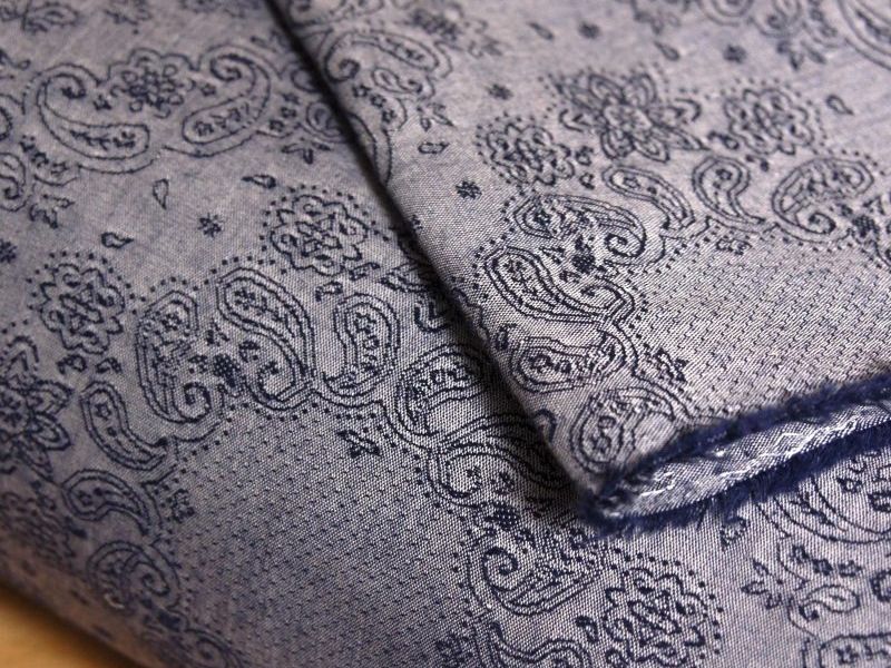 What Are The Characteristics Of Embossed Damask Fabric?