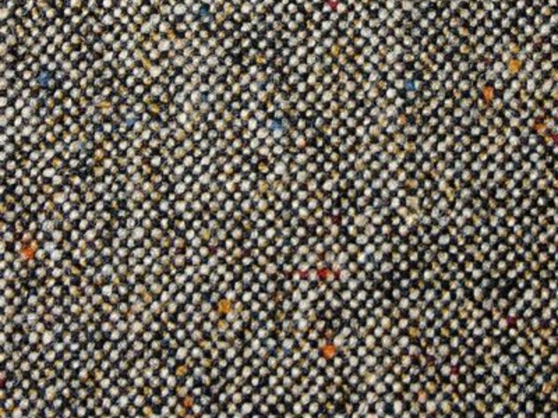 Tweed Thorn Proof là một loại vải dạ Tweed được dệt từ sợi len pha với sợi polyester